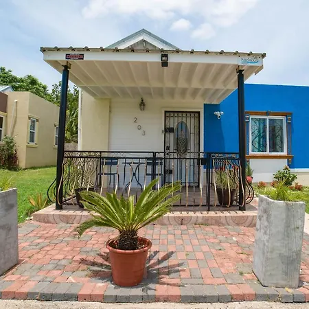 Nickels Garden Villas Montego Bay Exterior photo