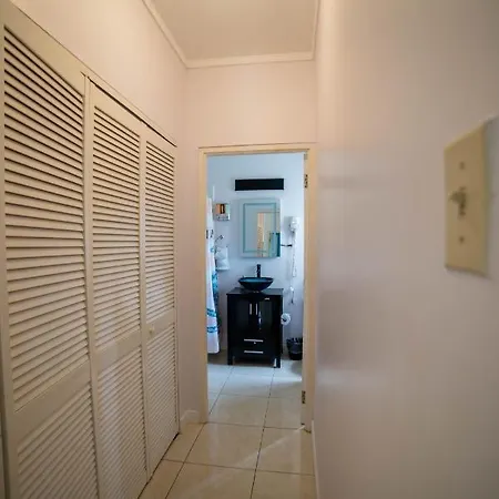 Nickels Garden Villas Montego Bay Exterior photo
